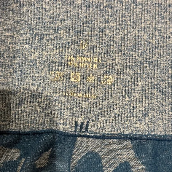 NVGTN Slate Blue Camo Seamless High-Waisted Leggings - Picture 5 of 5